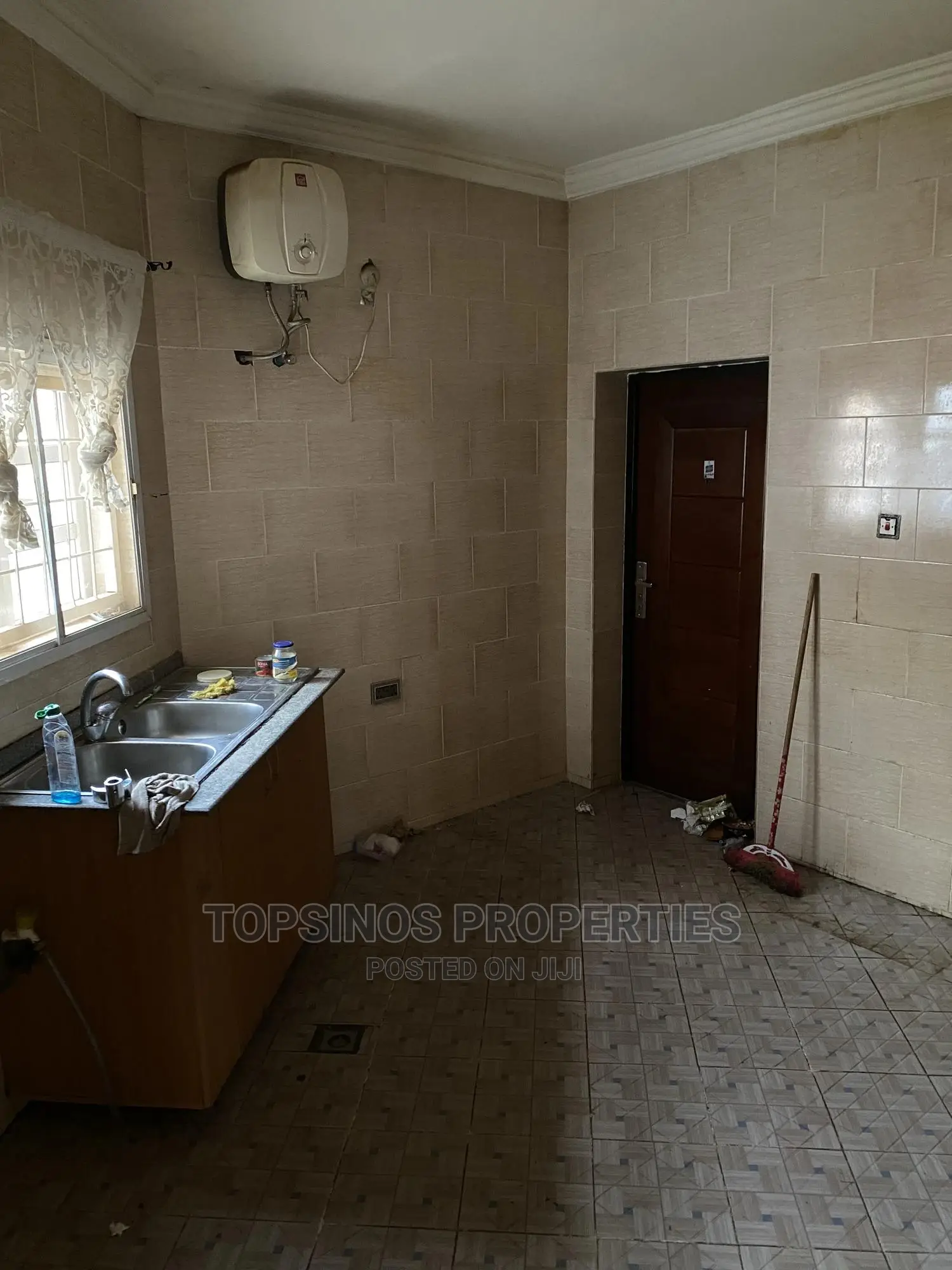 2bdrm Block of Flats in Dawaki for rent in Dawaki