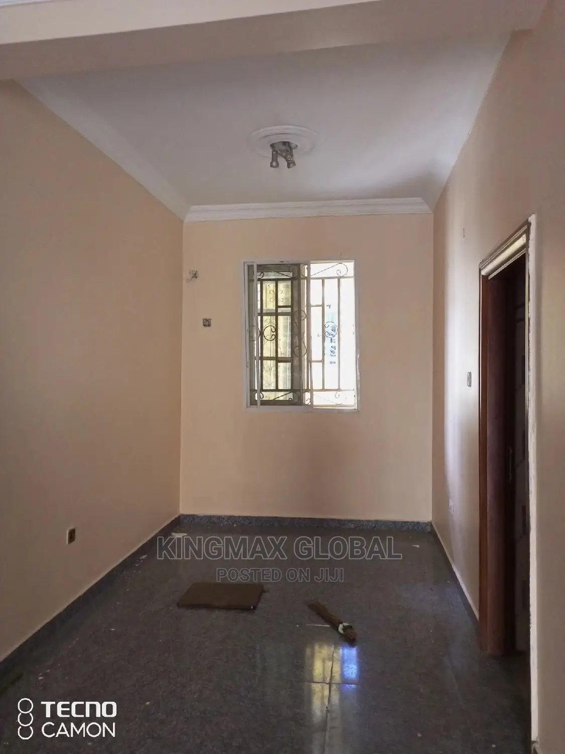 3bdrm Block of Flats in Wuye for rent in Wuye