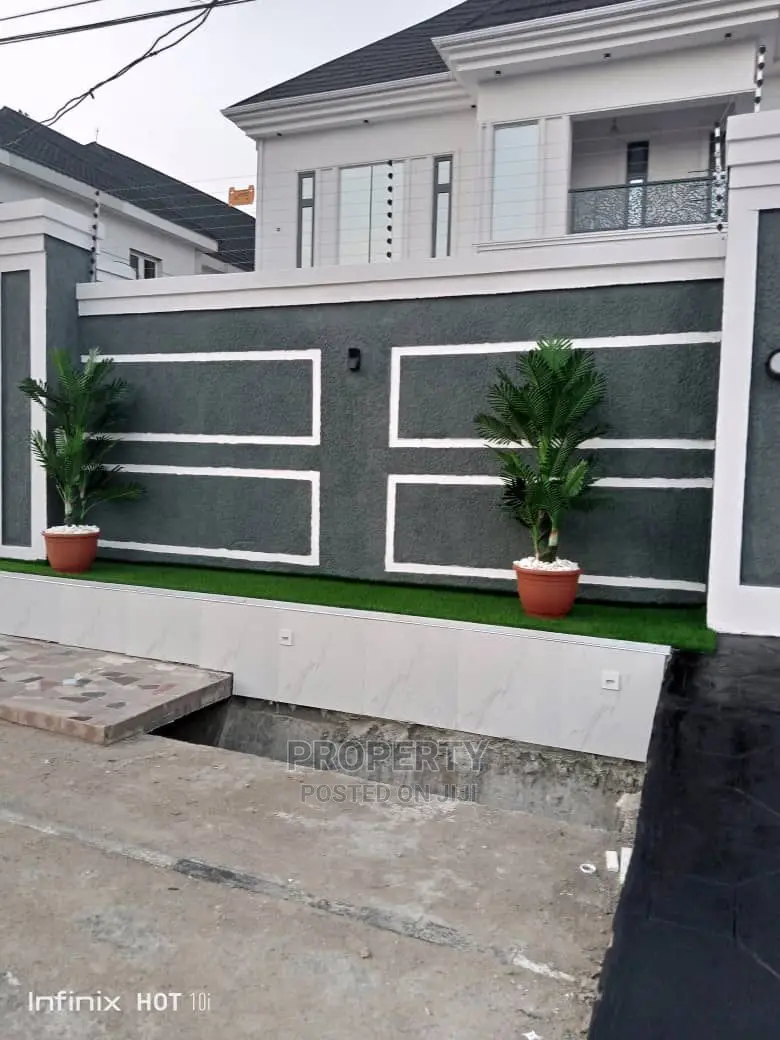 5bdrm Duplex in Omole Estate Phase 1 for Sale in Omole Phase 1