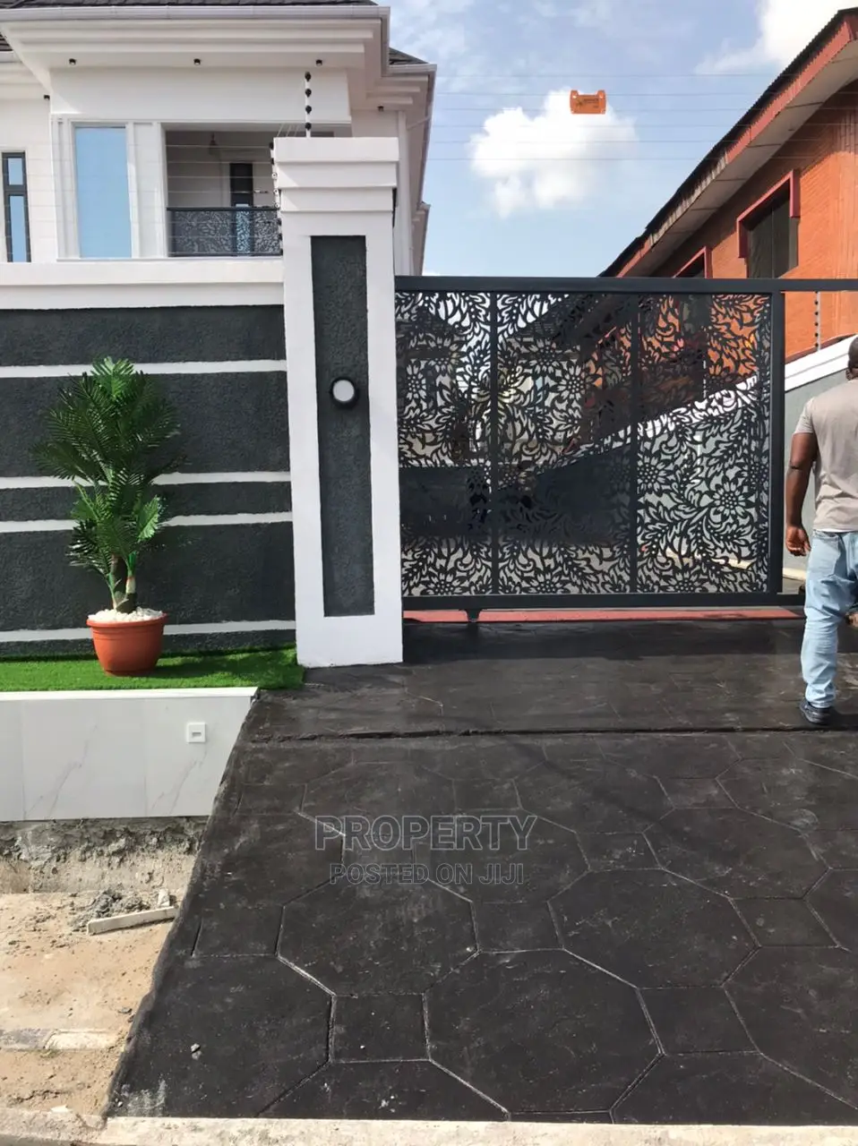 5bdrm Duplex in Omole Estate Phase 1 for Sale in Omole Phase 1