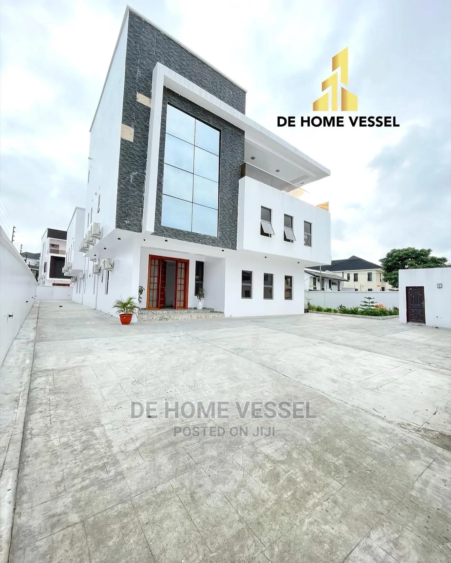 6bdrm Mansion in Old Ikoyi for Sale in Old Ikoyi