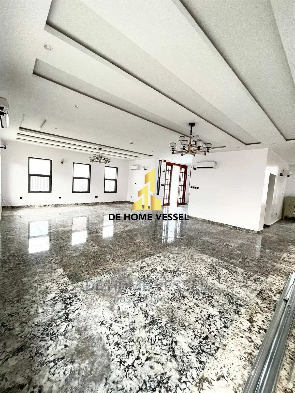 6bdrm Mansion in Old Ikoyi for Sale in Old Ikoyi
