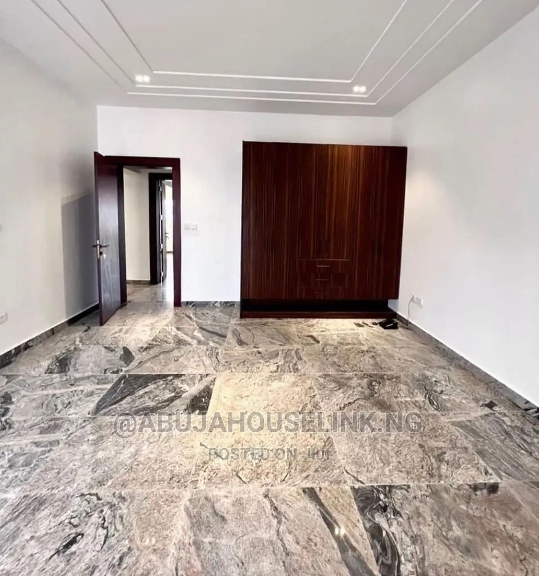 7bdrm Mansion in Katampe Extension for sale in Katampe Extension