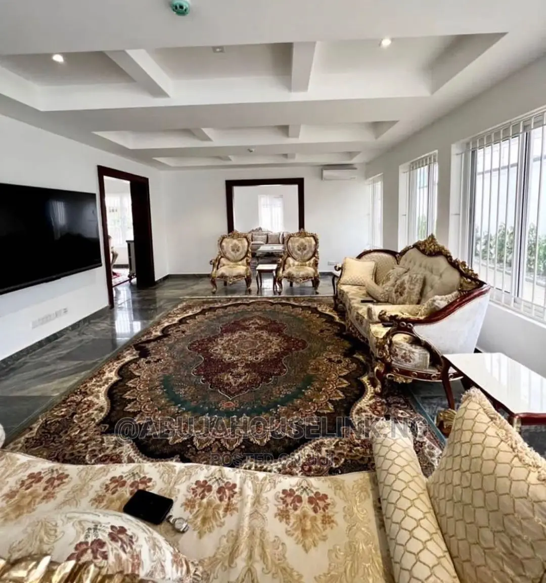 7bdrm Mansion in Katampe Extension for sale in Katampe Extension