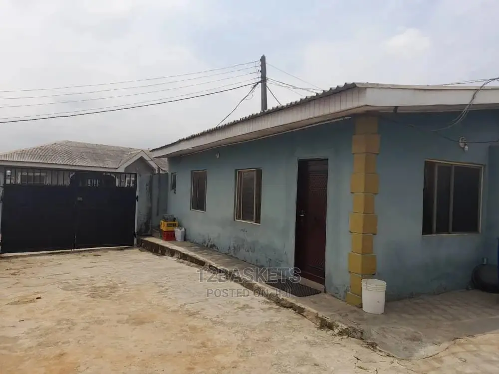 Furnished 3bdrm Apartment in Alhaji Agba, Obafemi-Owode for sale in Obafemi-Owode