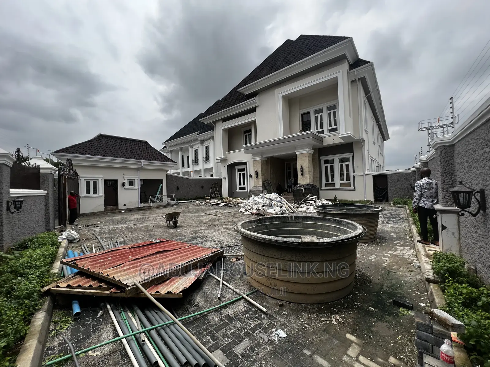 5bdrm Duplex in Asokoro Main for sale in Asokoro