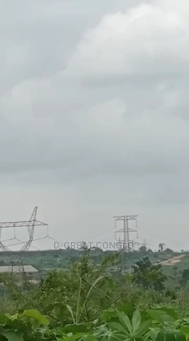 Sweet Table Land 200ft by 200ft Ibusa-Asaba Exp Way Ibusa in Oshimili South
