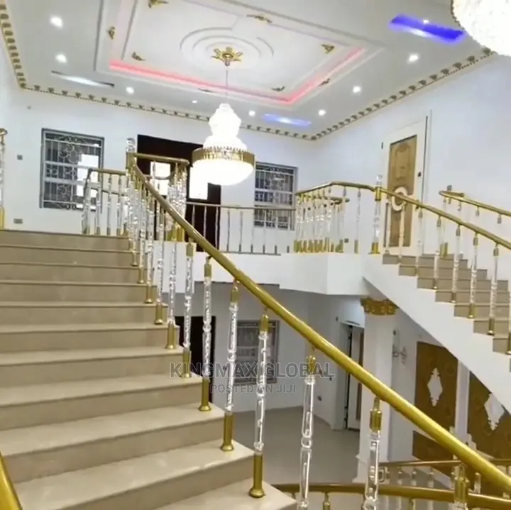 8bdrm Mansion in Katampe Extension for sale in Katampe Extension