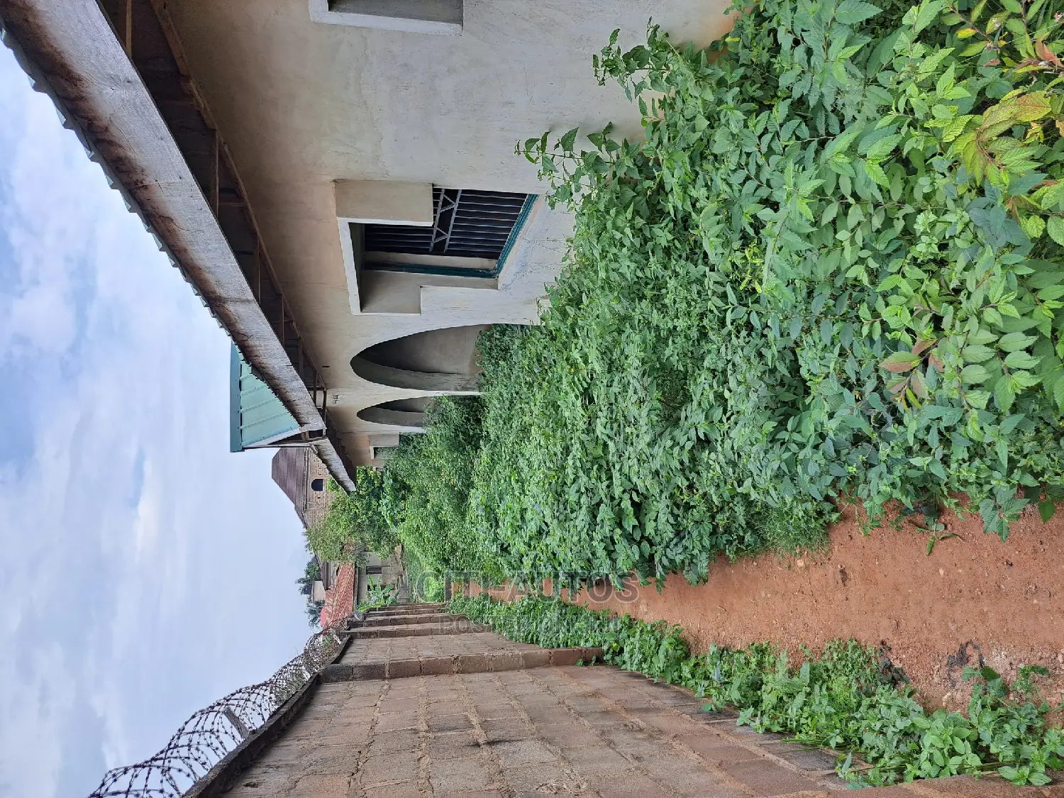 8bdrm Block of Flats in Peace Estate, Ibadan for sale in Ibadan