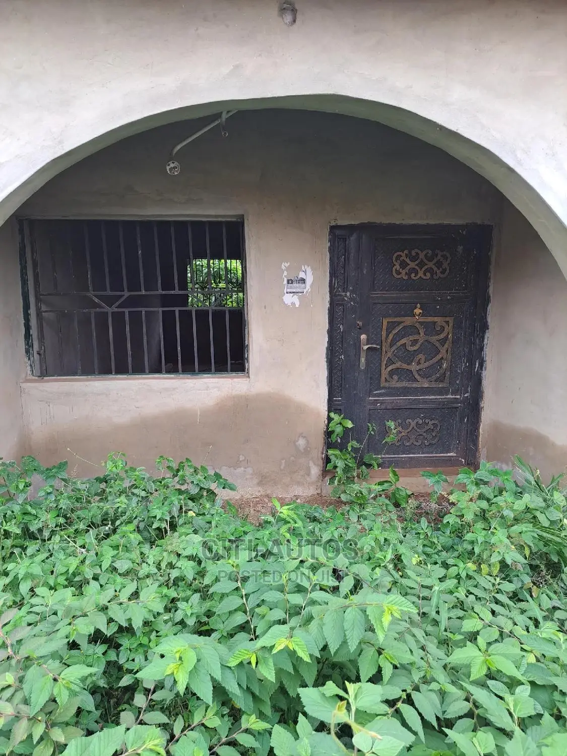 8bdrm Block of Flats in Peace Estate, Ibadan for sale in Ibadan