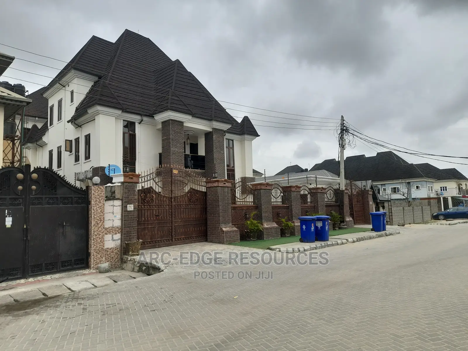 Furnished 5bdrm Duplex in Apple Junction for sale in Apple Junction
