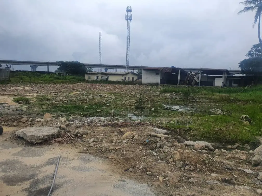 3 Half Acres Land on Eric Moore Rd, Surulere for Sale in Eric Moore