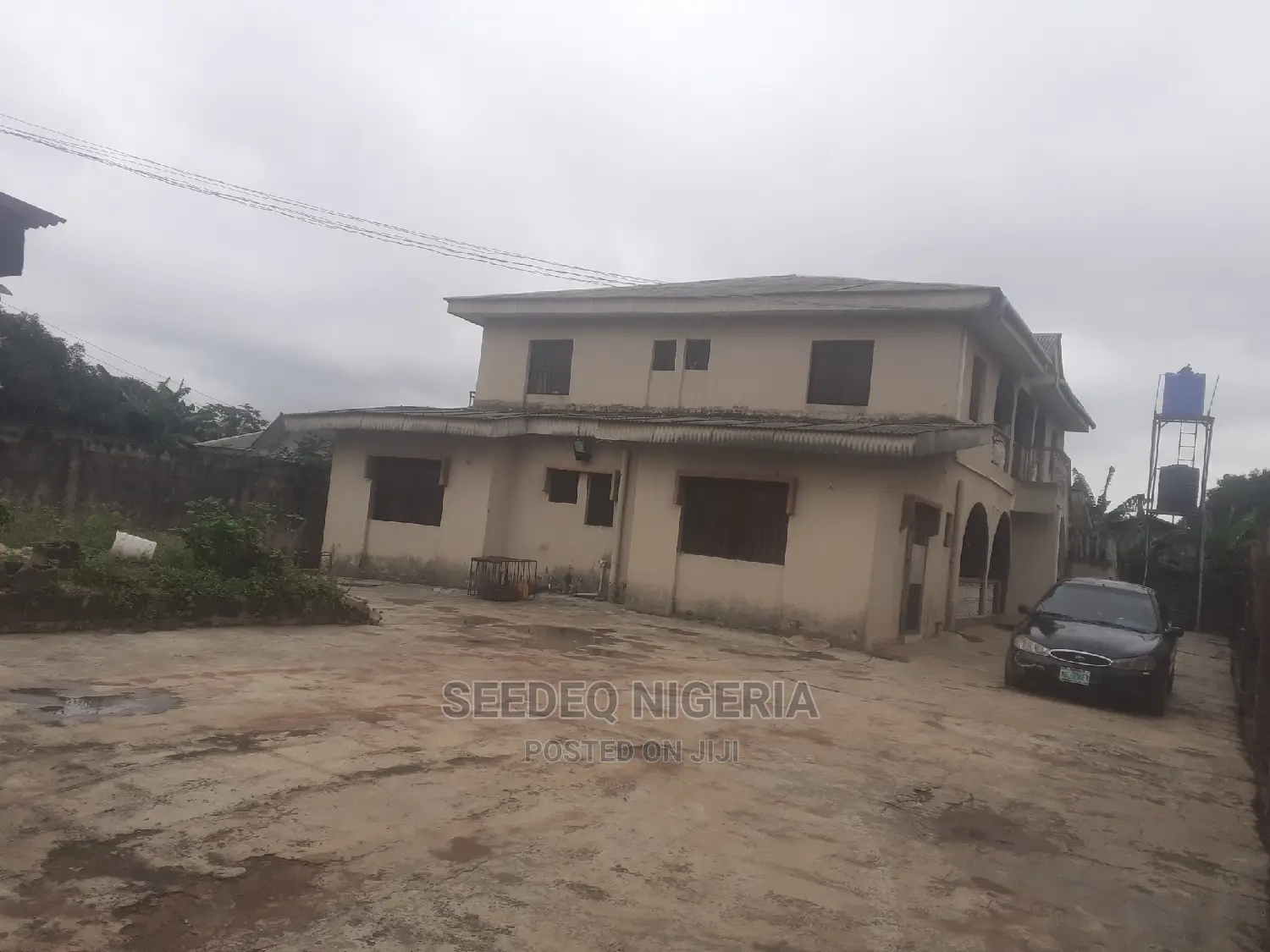 10bdrm Block of Flats in Oreyo Road, Igbogbo for sale in Igbogbo