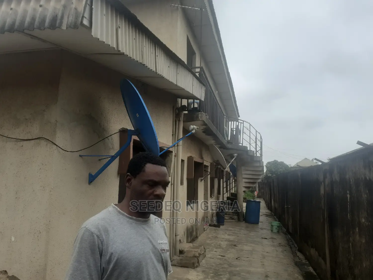 10bdrm Block of Flats in Oreyo Road, Igbogbo for sale in Igbogbo
