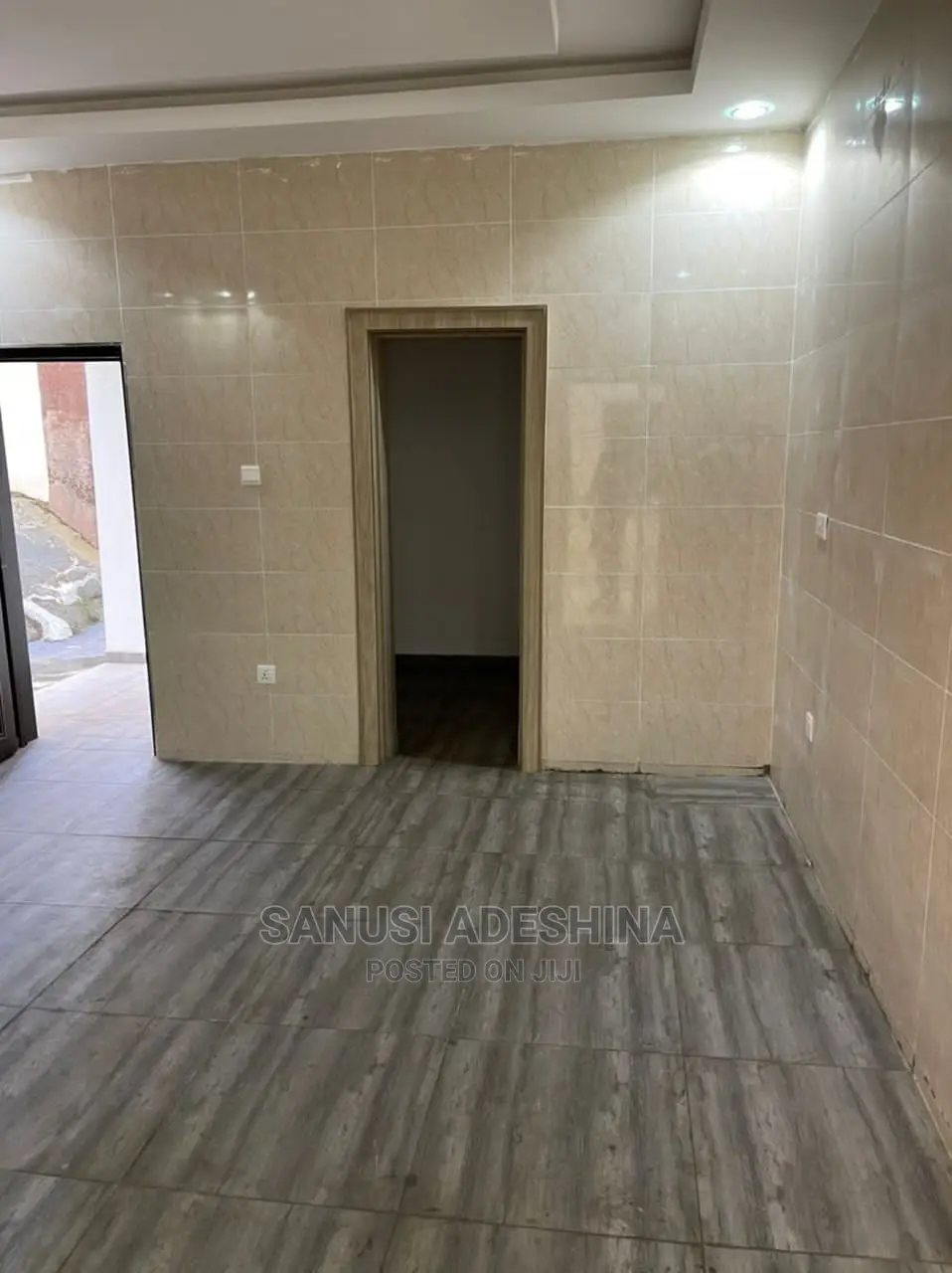 5bdrm Duplex in In A Private Estate, Idu for rent in Idu