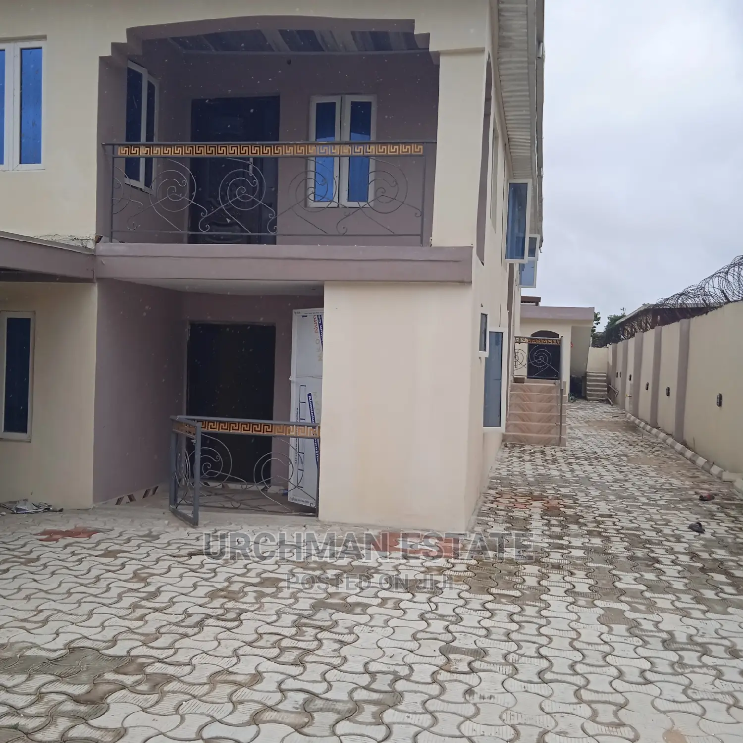 3bdrm Apartment in Festac Town for sale in Festac