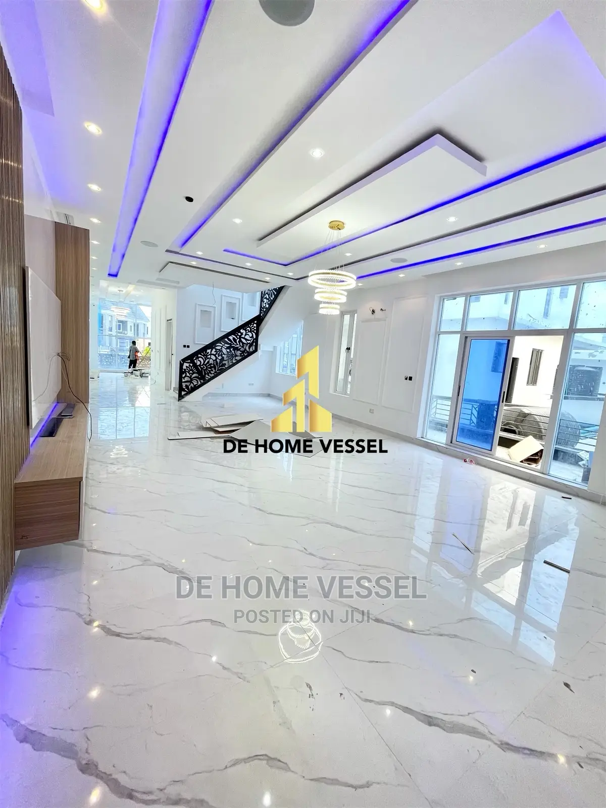 5bdrm Duplex in Osapa London for Sale in Osapa london