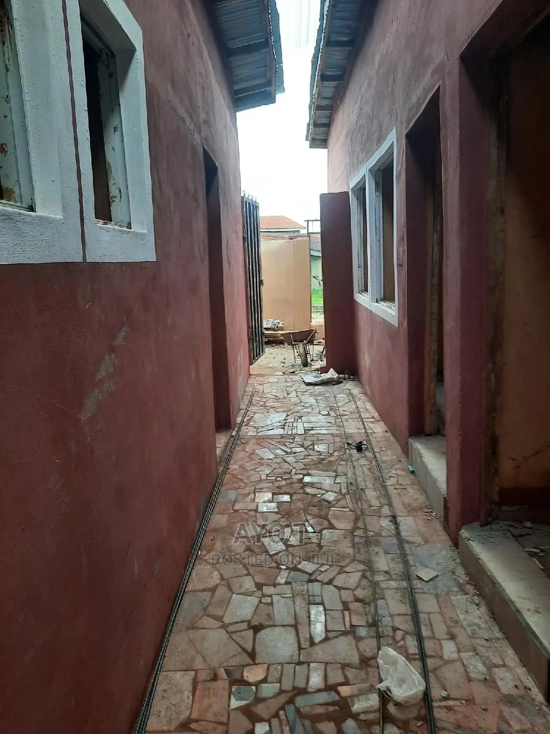 Studio Apartment in Bariga for rent in Bariga / Shomolu