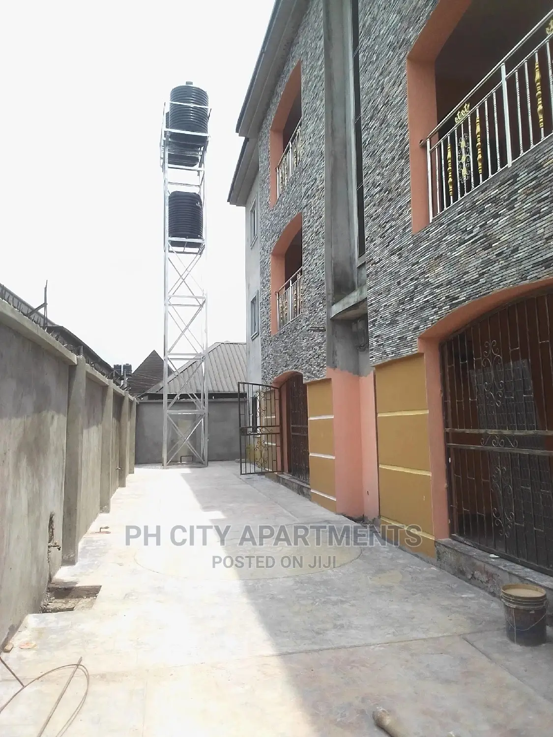 Furnished 2bdrm Block of Flats in Dap Estate, Port-Harcourt for rent in Port-Harcourt