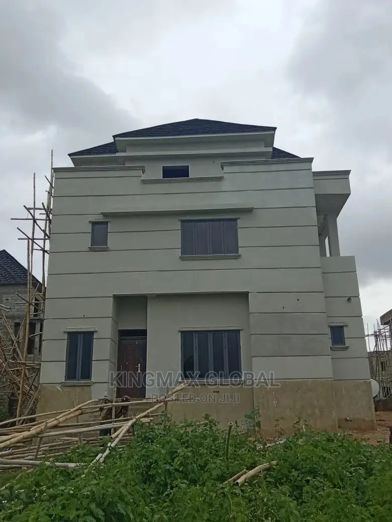 5bdrm Duplex in Wuye for sale in Wuye