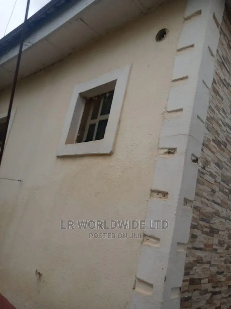 3bdrm Bungalow in Trademoore, Lugbe District for sale in Lugbe District