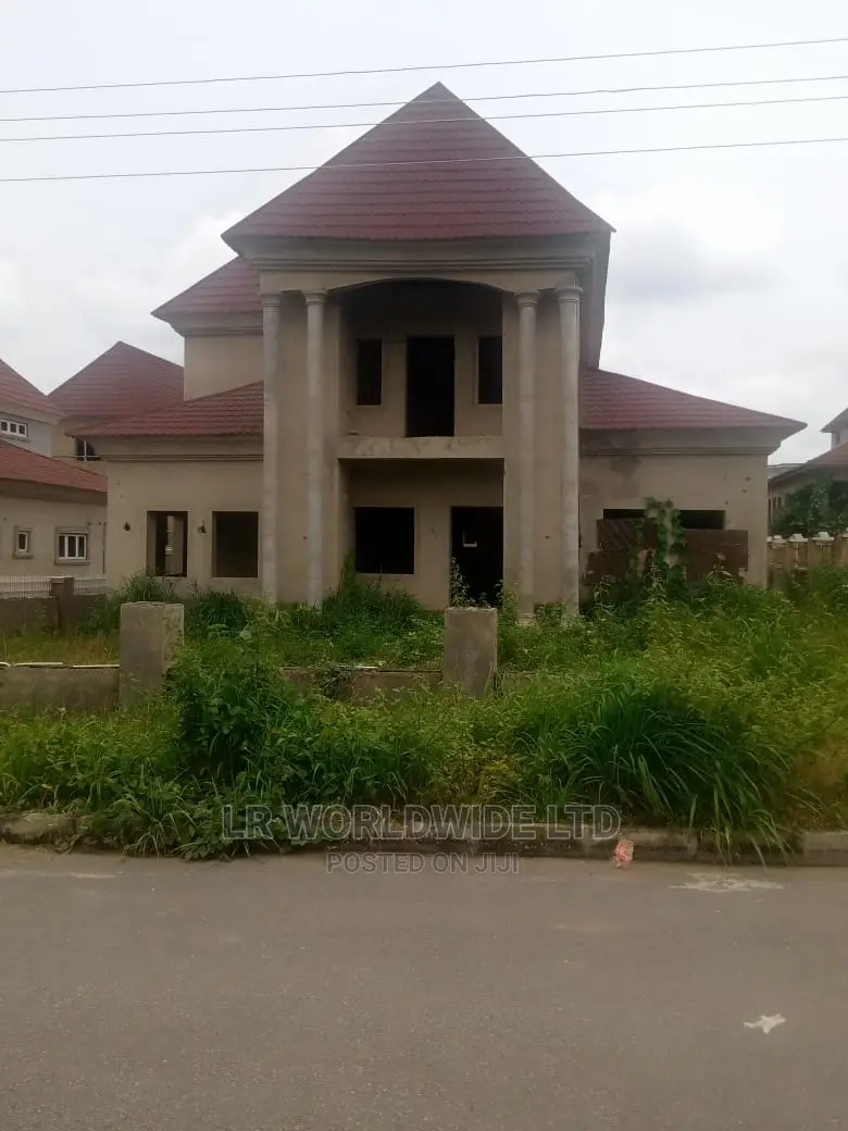 4bdrm Duplex in Riverpark, Lugbe District for sale in Lugbe District
