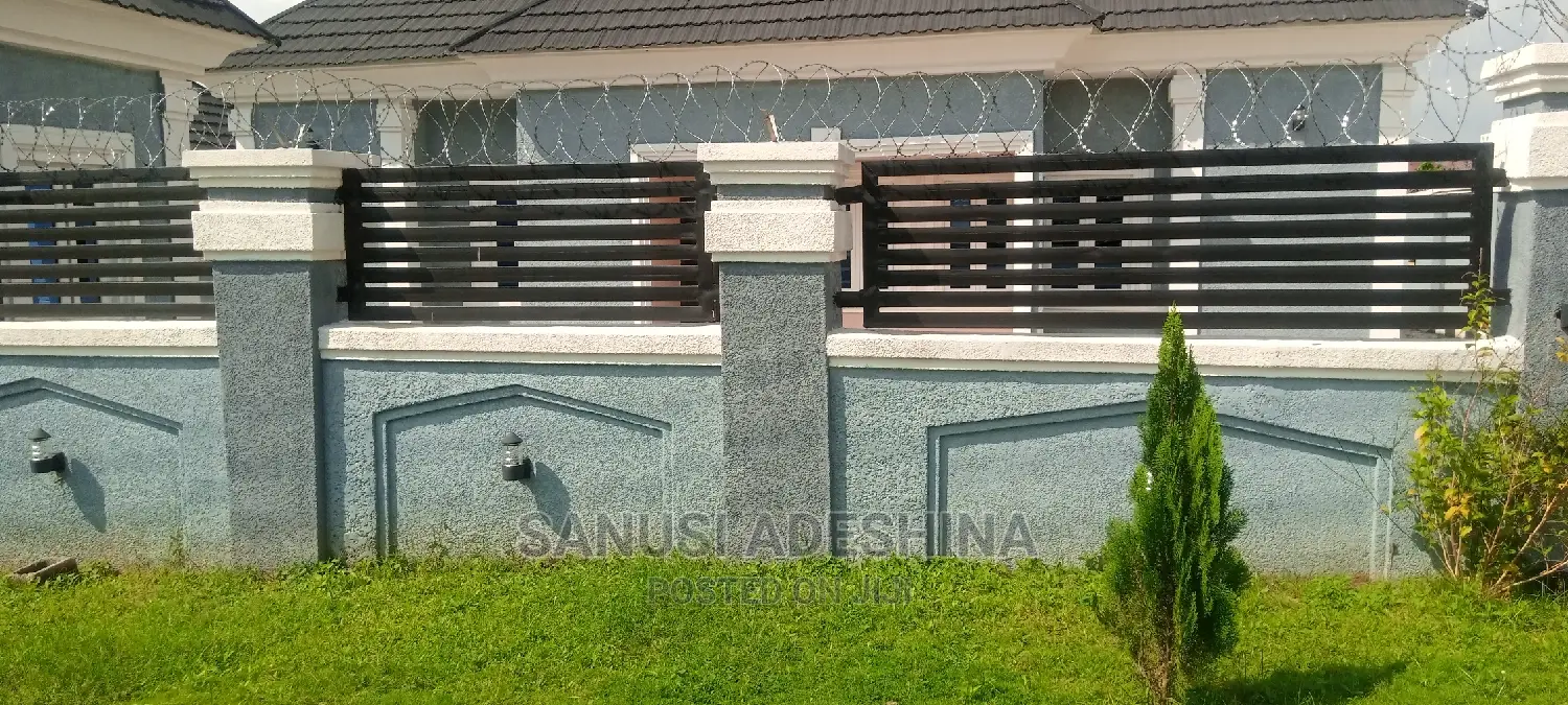 3bdrm Bungalow in A Private Estate By, Gwarinpa for sale in Gwarinpa