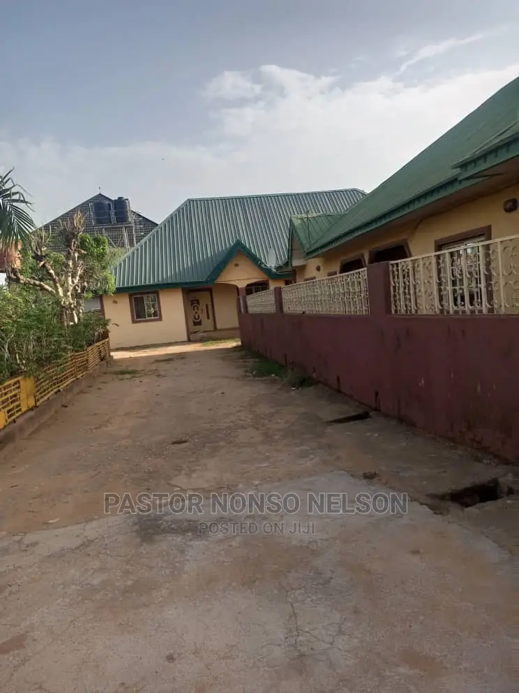 2bdrm Block of Flats in Sabo G.R.A., Kano Municipal for sale in Kano Municipal