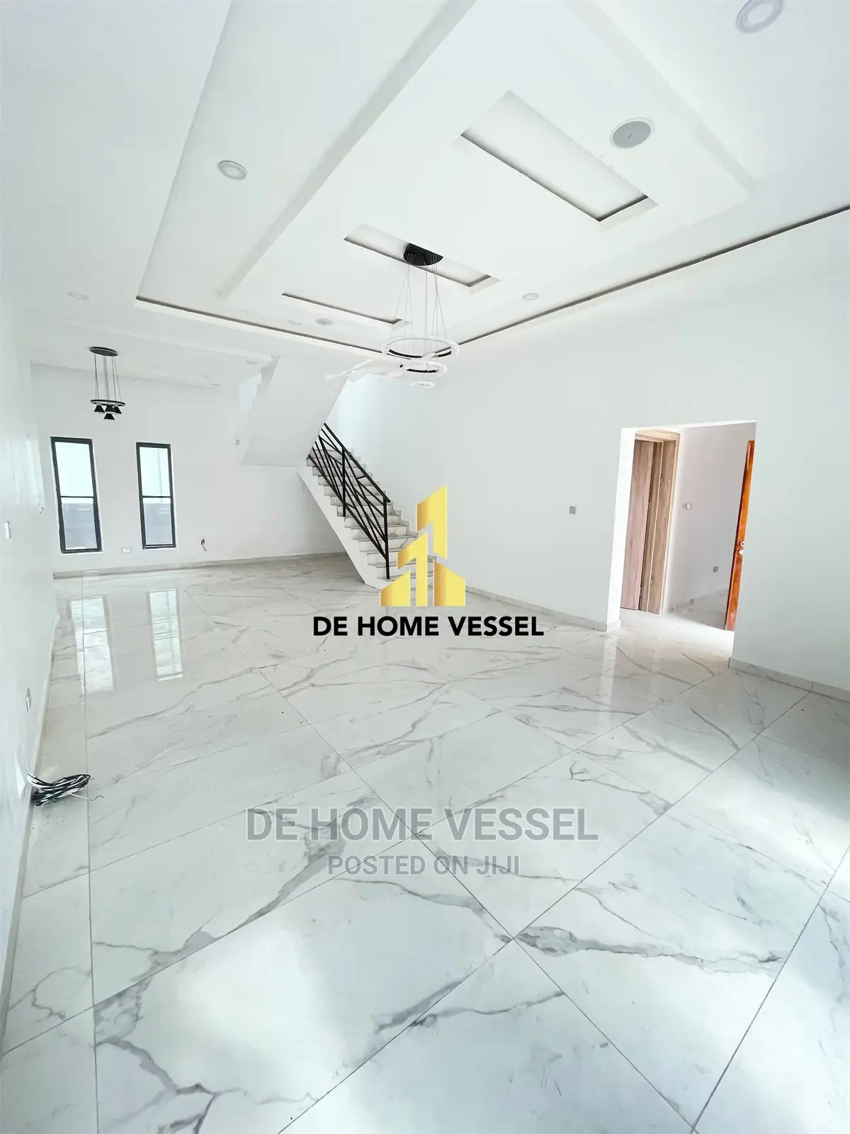 5bdrm Duplex in Osapa london for sale in Osapa london