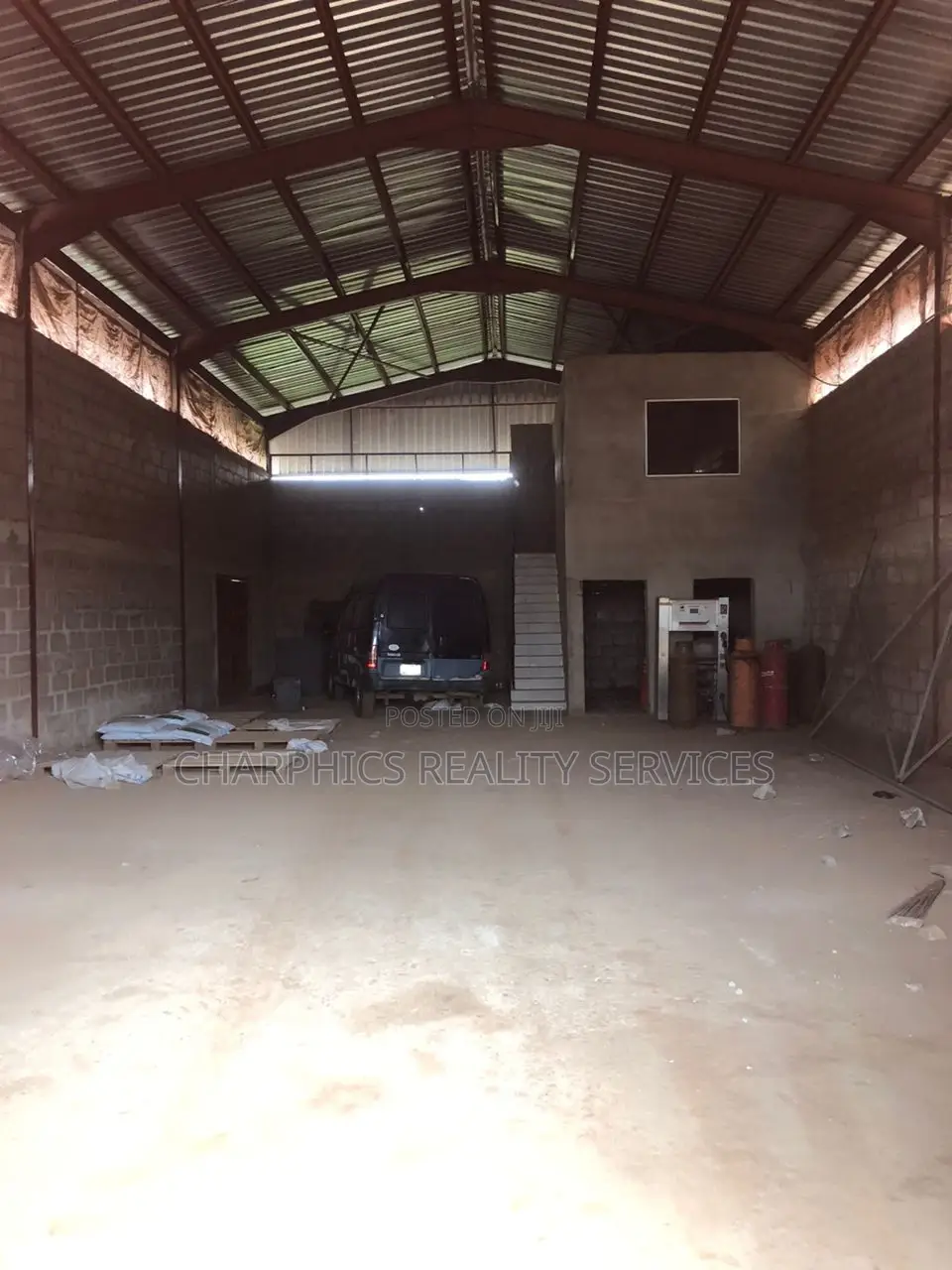 Newly Built Warehouse 10,000 SQFT at Amuwo Odofin in Amuwo-Odofin