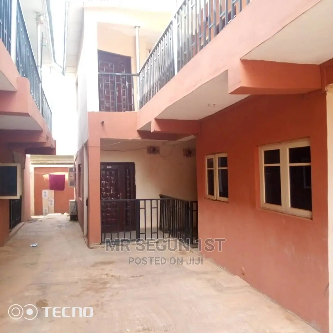 Mini Flat in Piller Estate, Akala Express for rent in Akala Express