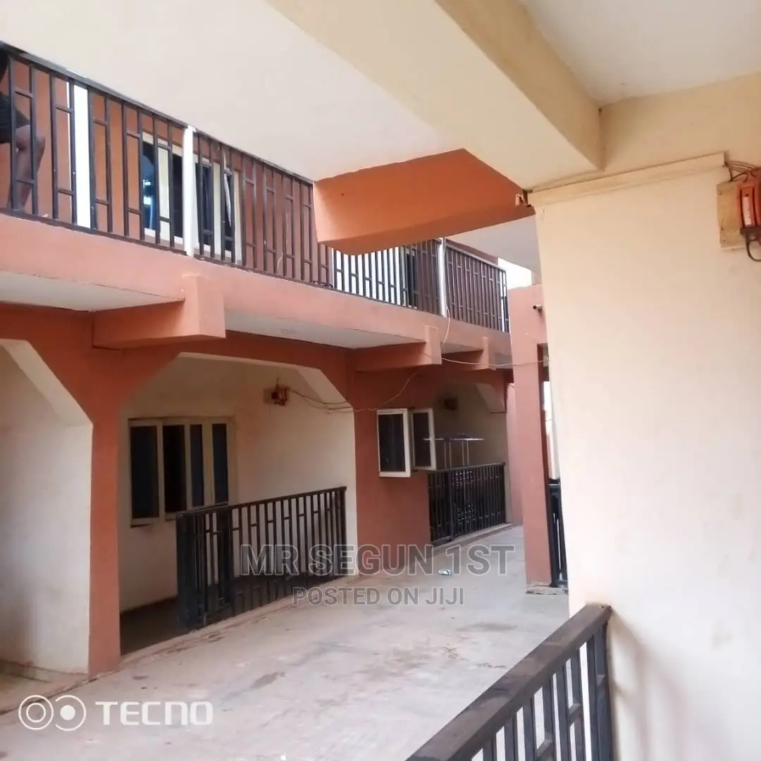 Mini Flat in Piller Estate, Akala Express for rent in Akala Express