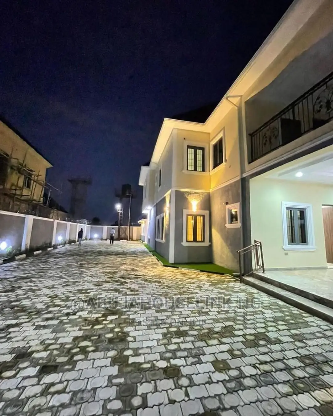 4bdrm Duplex in Mab Global Estate, Gwarinpa for sale in Gwarinpa