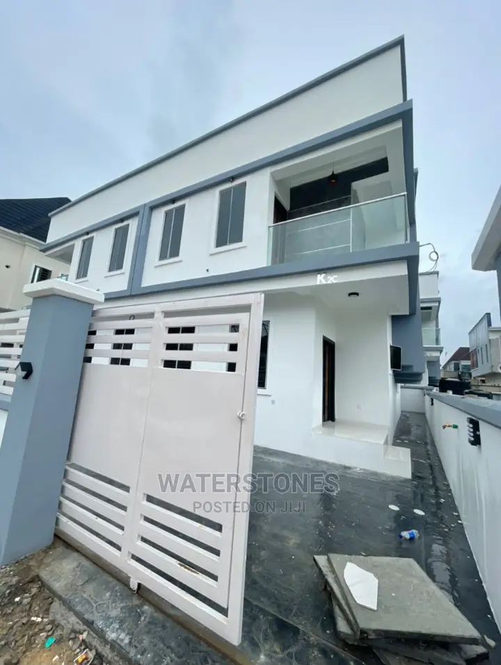4bdrm Duplex in Asaba, Oshimili South for rent in Oshimili South