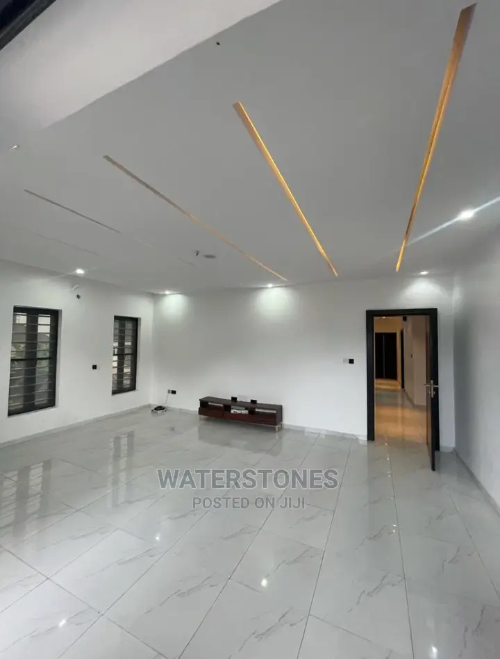 4bdrm Duplex in Asaba, Oshimili South for rent in Oshimili South