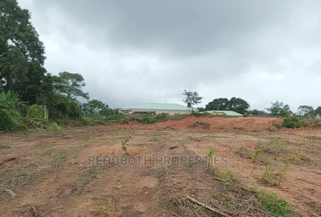 Land Measuring About 1,000sm at Forestry Estate. in Ibadan