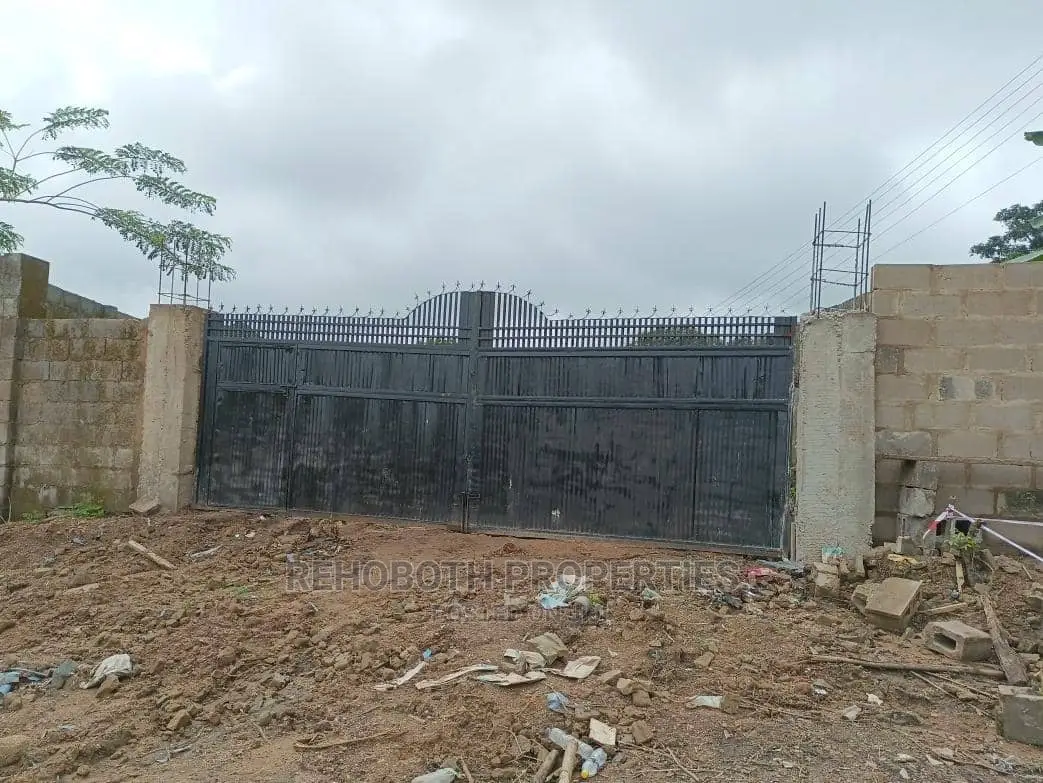 Land Measuring About 1,000sm at Forestry Estate. in Ibadan