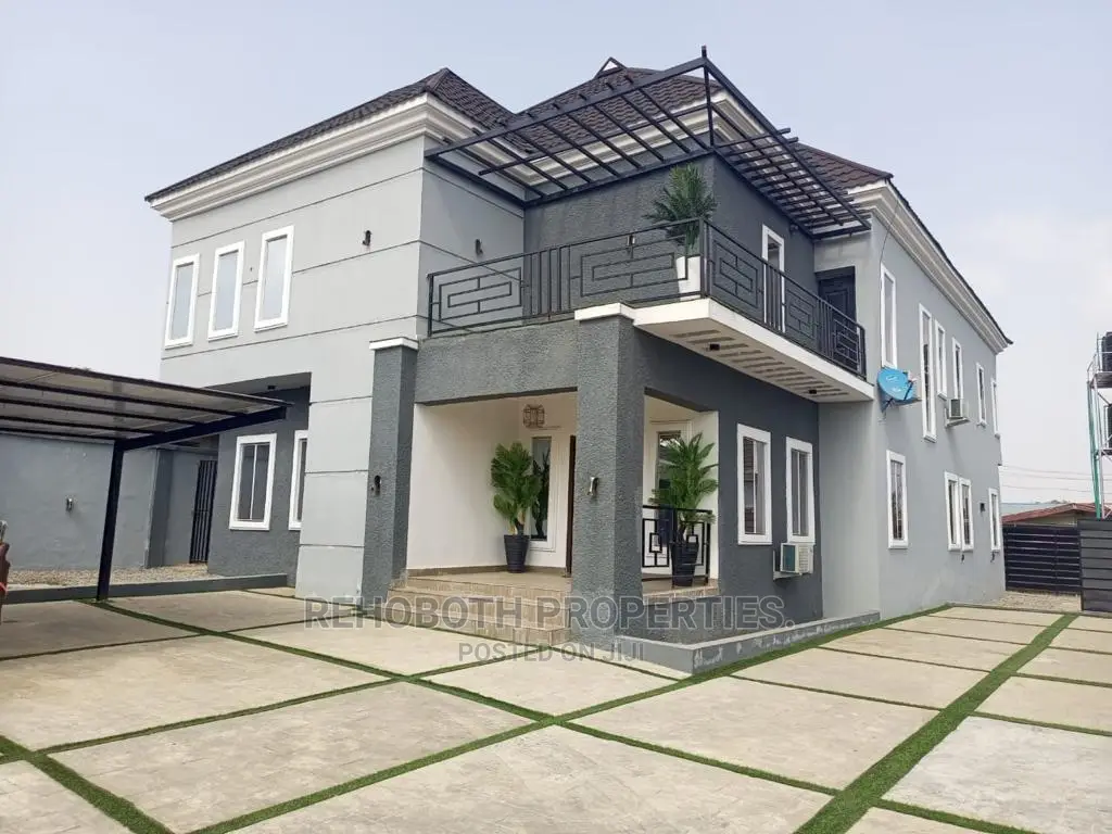 Furnished 4bdrm Duplex in Oluyole, Ibadan for sale in Ibadan