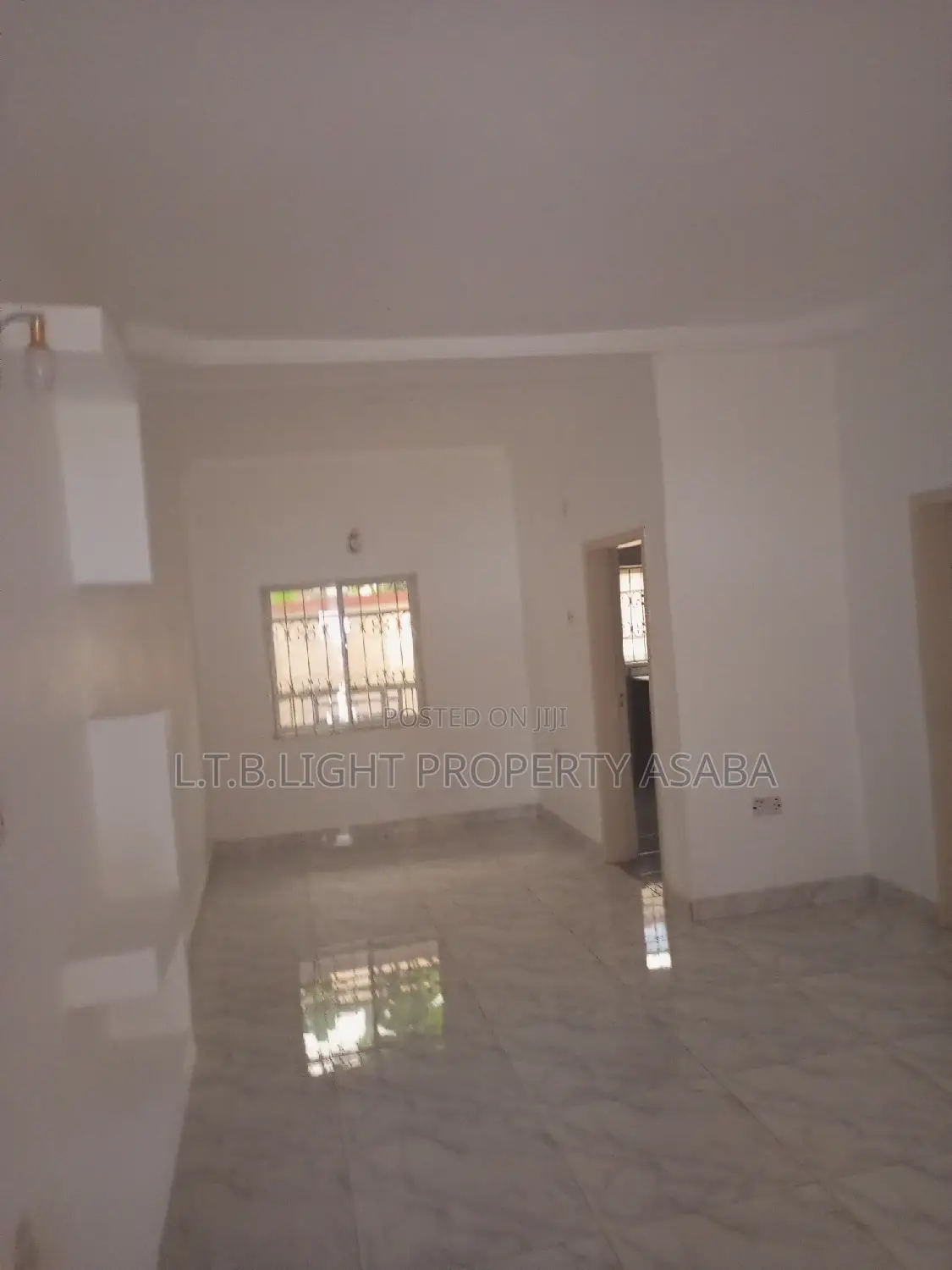 3bdrm Block of Flats in L.T.B Light 🚨, Oshimili North for rent in Oshimili North