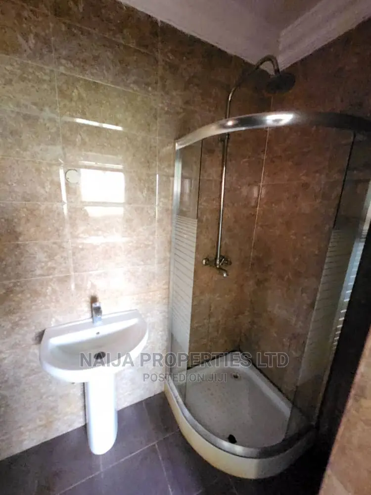5bdrm Duplex in Thera Annex Estate, Sangotedo for sale in Sangotedo
