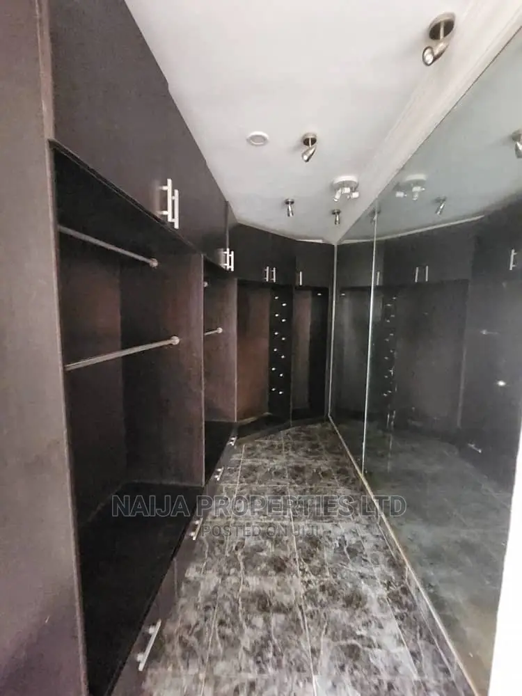 5bdrm Duplex in Thera Annex Estate, Sangotedo for sale in Sangotedo