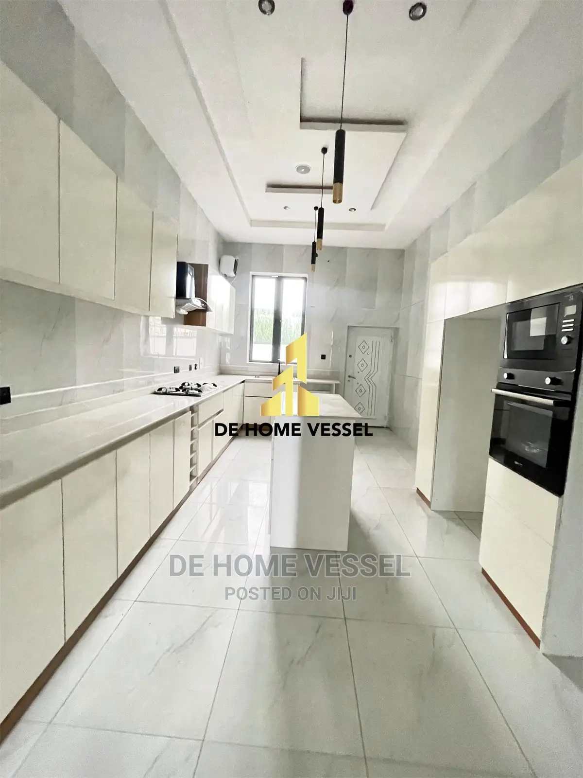 5bdrm Duplex in Ajah for Sale in Ajah