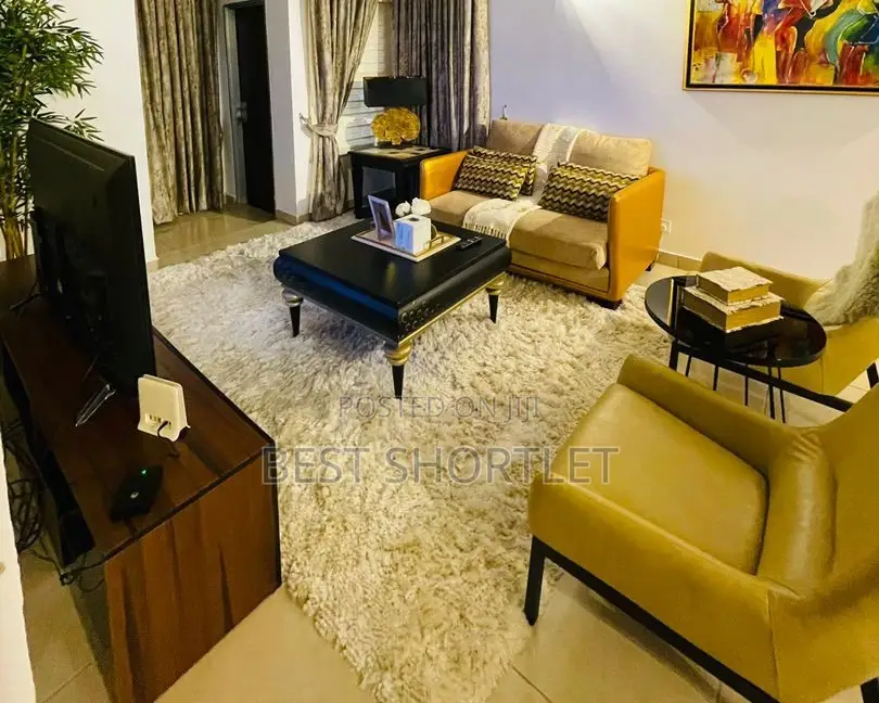 2 Bedroom With POOL in Utako
