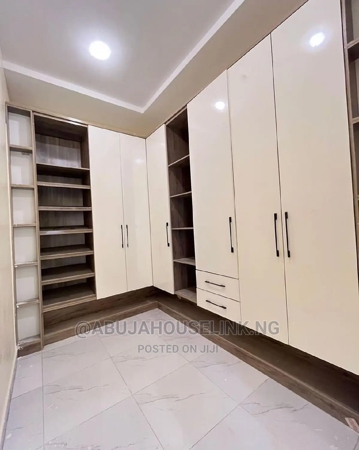 7bdrm Duplex in Maitama Main for sale in Maitama