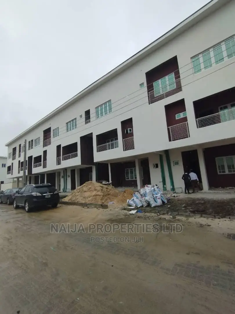 2bedroom Apartment in Meridian Park Estate, Awoyaya for Sale in Awoyaya