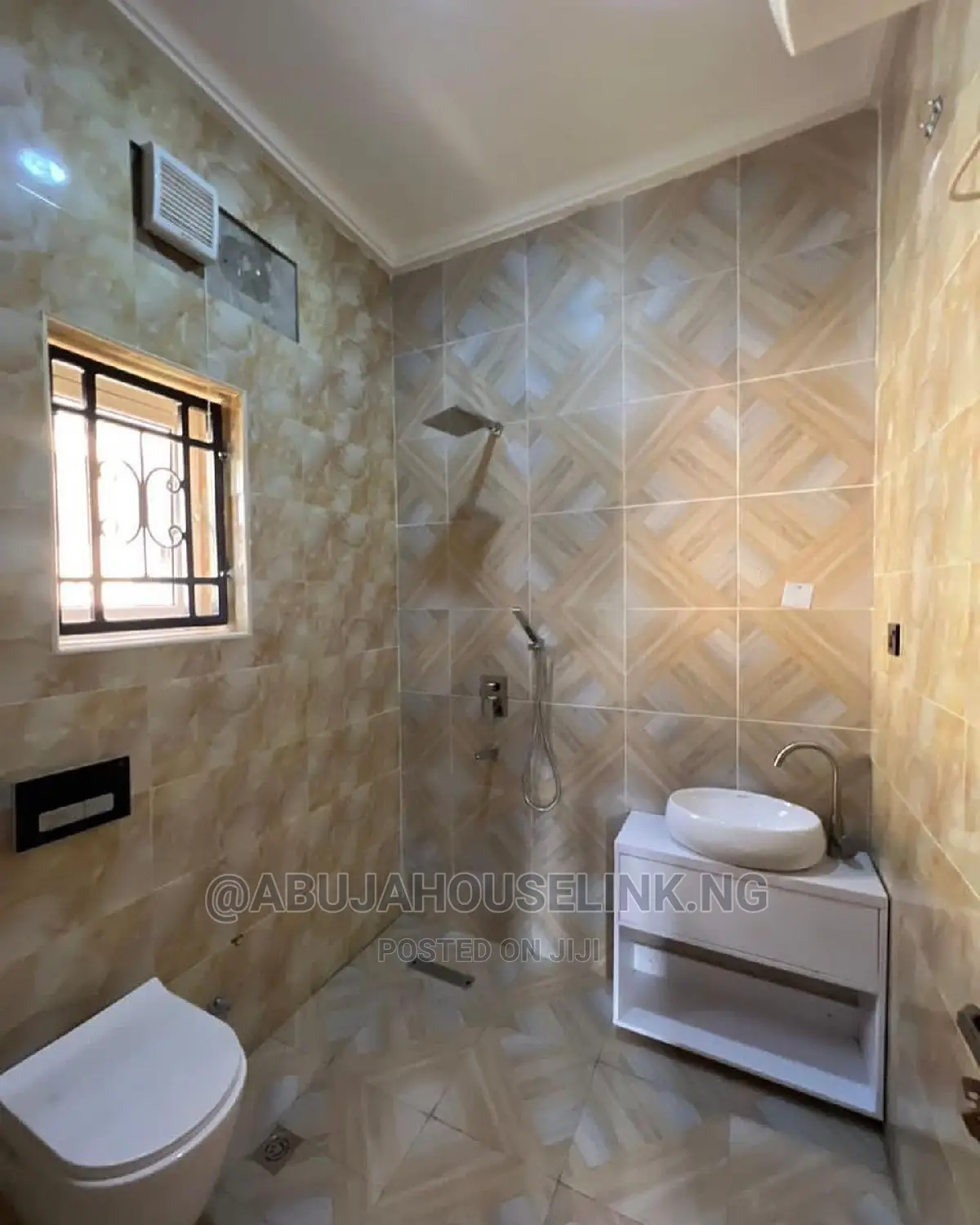 5bdrm Duplex in Efab Metropolis, Gwarinpa for sale in Gwarinpa