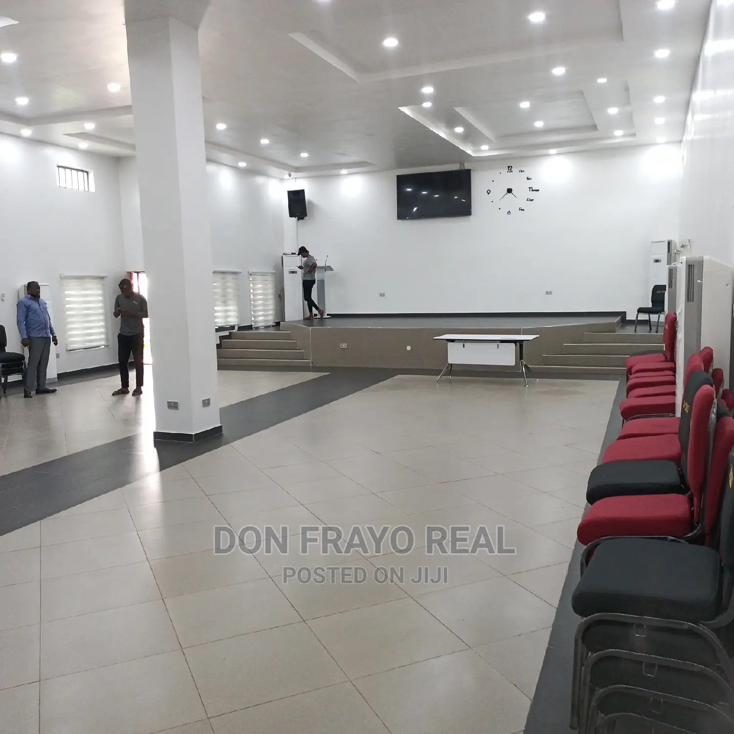 Hall for Paties, Concert. For Rent at Bodija Estate Ibadan in Old Bodija