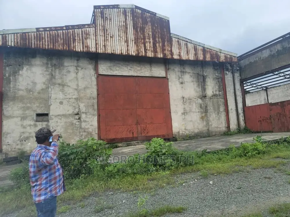Warehouse in Port Harcourt in Port-Harcourt
