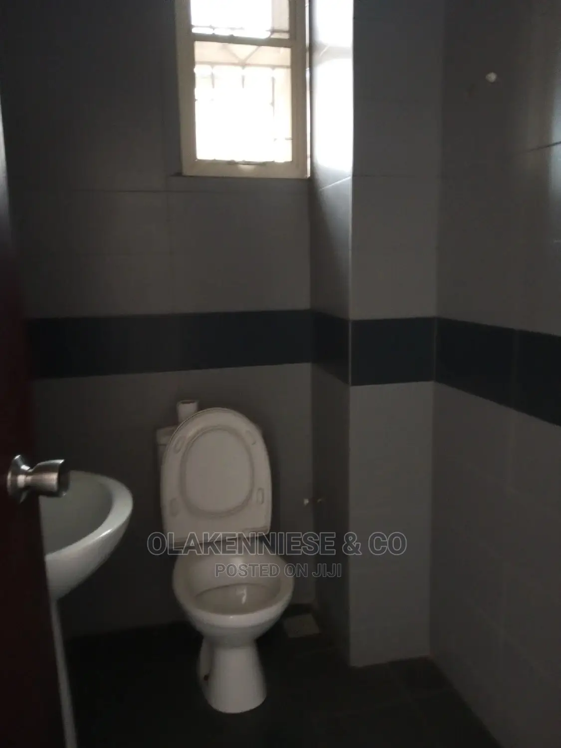Newly Built Open Plan Office Space Upstairs in Adekunle