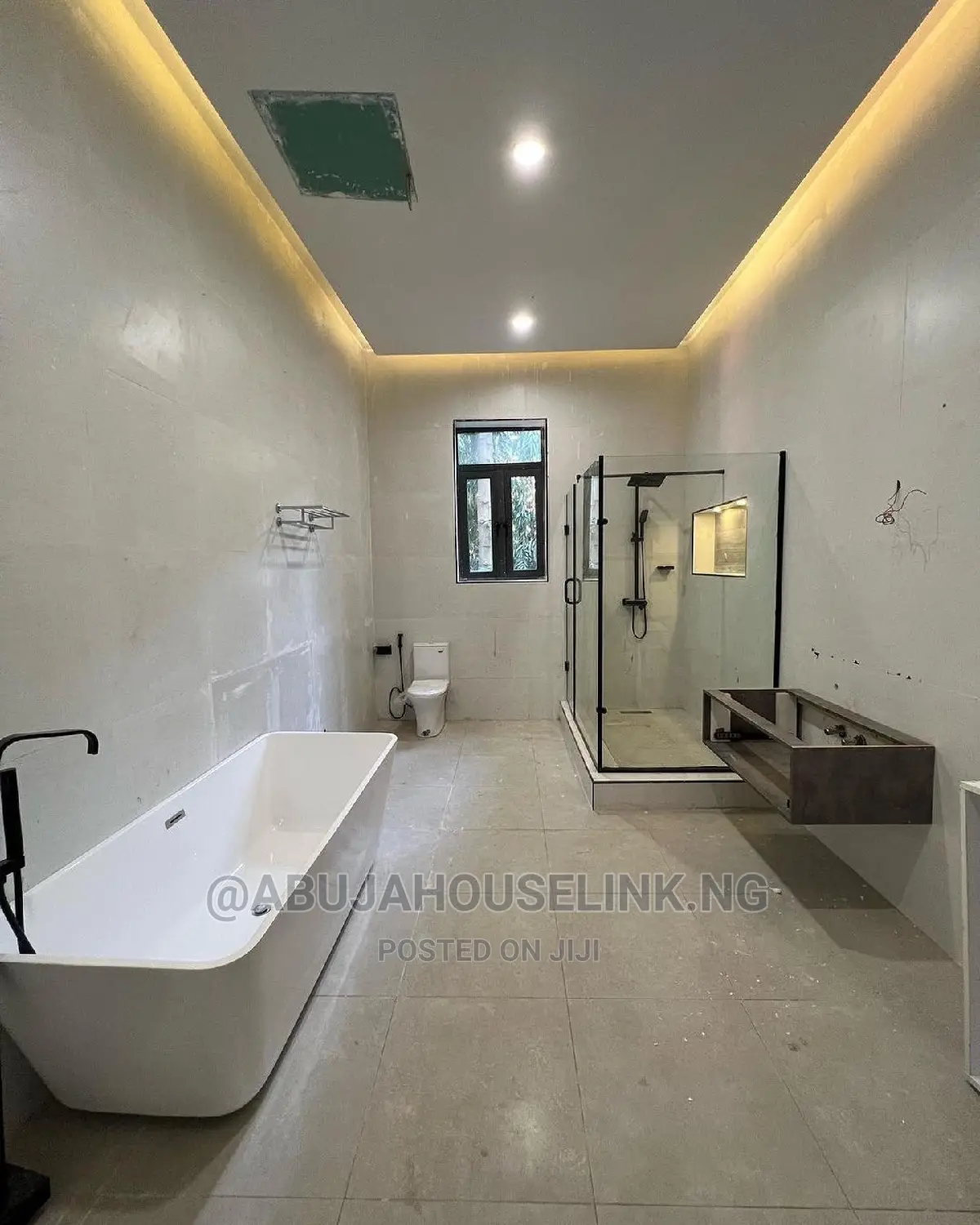 10bdrm Mansion in Asokoro Main for sale in Asokoro